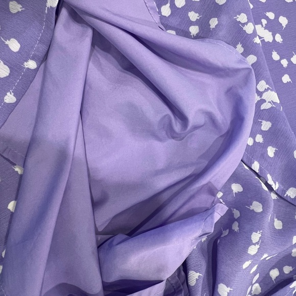 Like New Large Purple and White Print Sheer Top - Picture 8 of 13